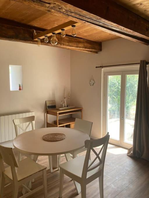 Maison, Le Champ Du Rossignol Apartment